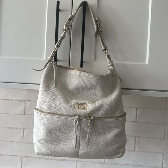 DOONEY & BOURKE Cream Pebble Leather Hobo Shoulder Handbag Top Zip Closure GUC - Picture 3 of 16